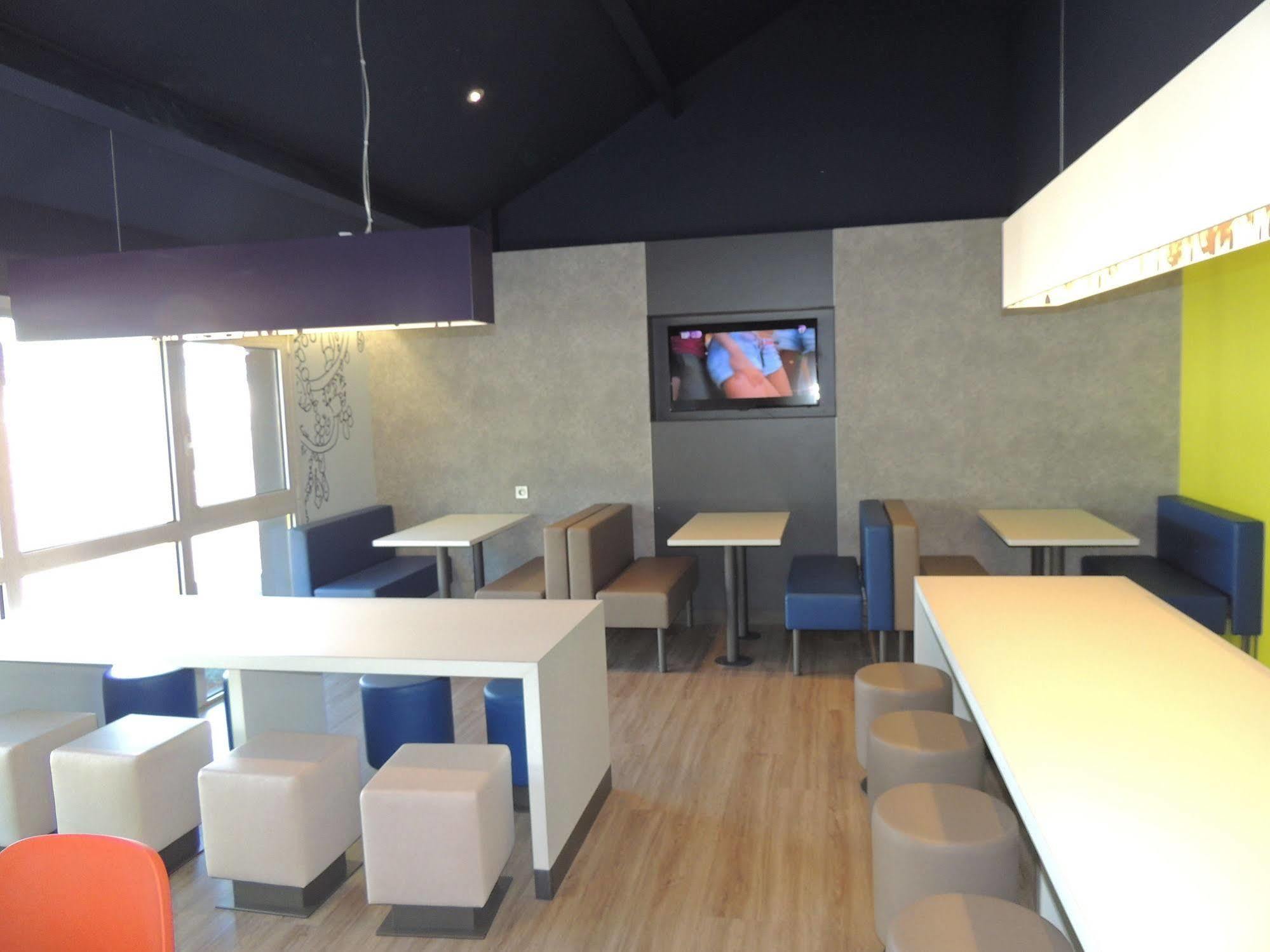 Ibis Budget Nantes Luce - Renove Hotel 2*
